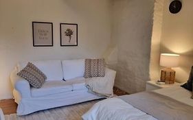 Stockholm City Chic-1-Bedroom Loft For 3 - 914